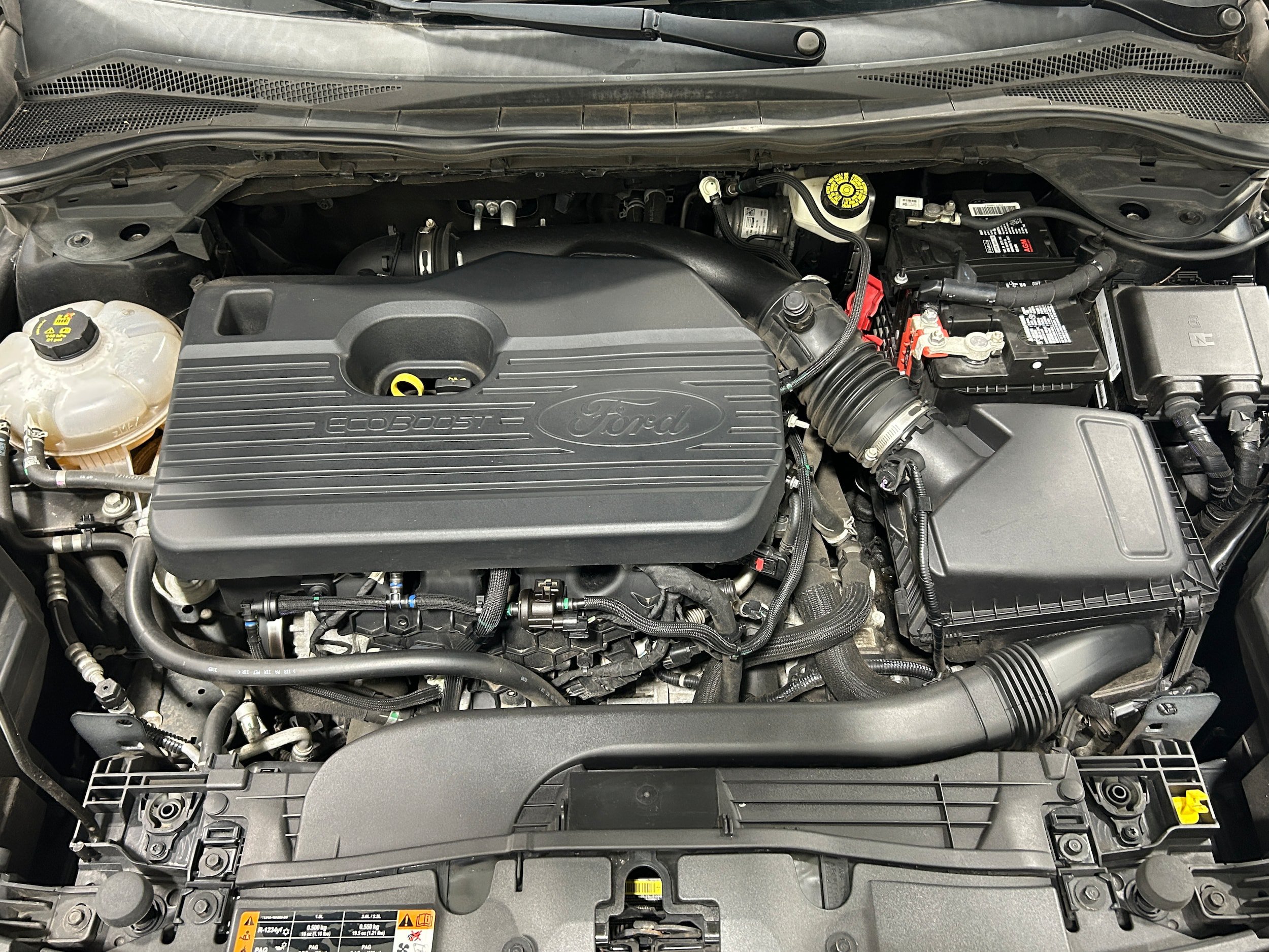 Used 2020 Ford Escape Titanium AWD/4WD image 19