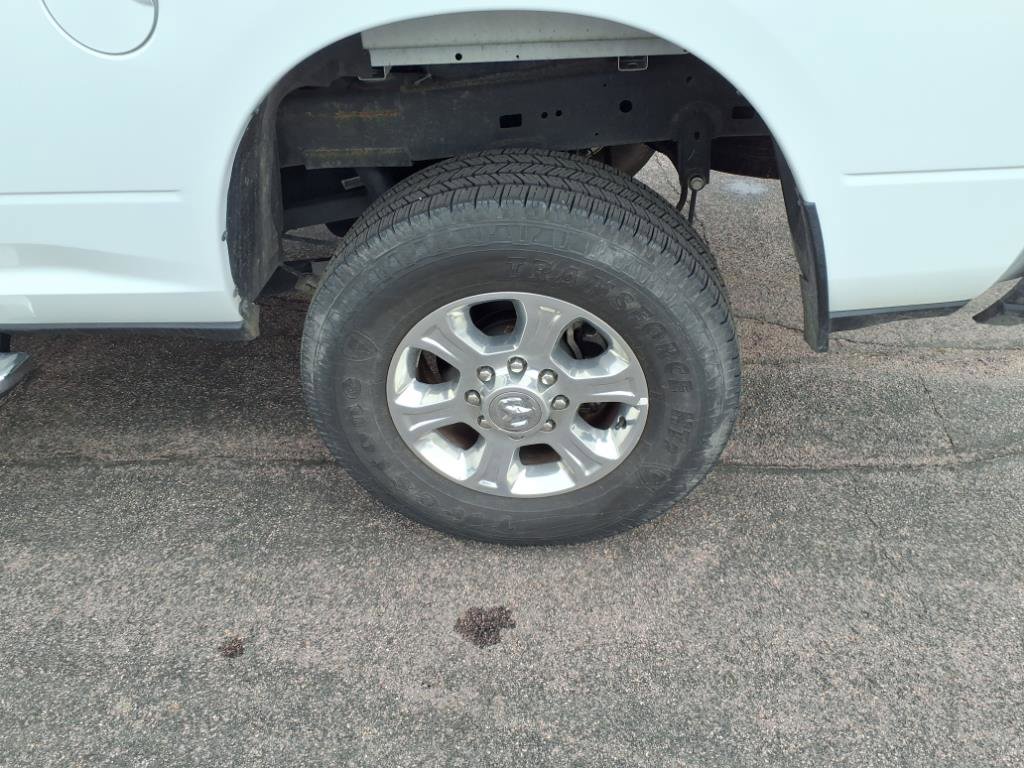 Used 2023 RAM 2500 Big Horn w/ Level 1 Equipment Group image 42