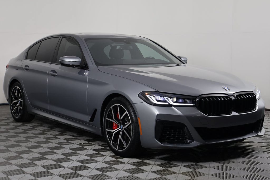 Certified 2023 BMW 540i w/ M Sport Package RWD image 3