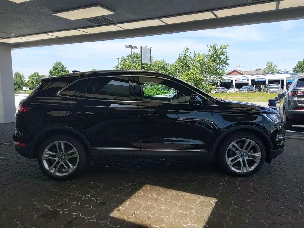 Used 2017 Lincoln MKC Reserve w/ Lincoln MKC Climate Package AWD/4WD image 4