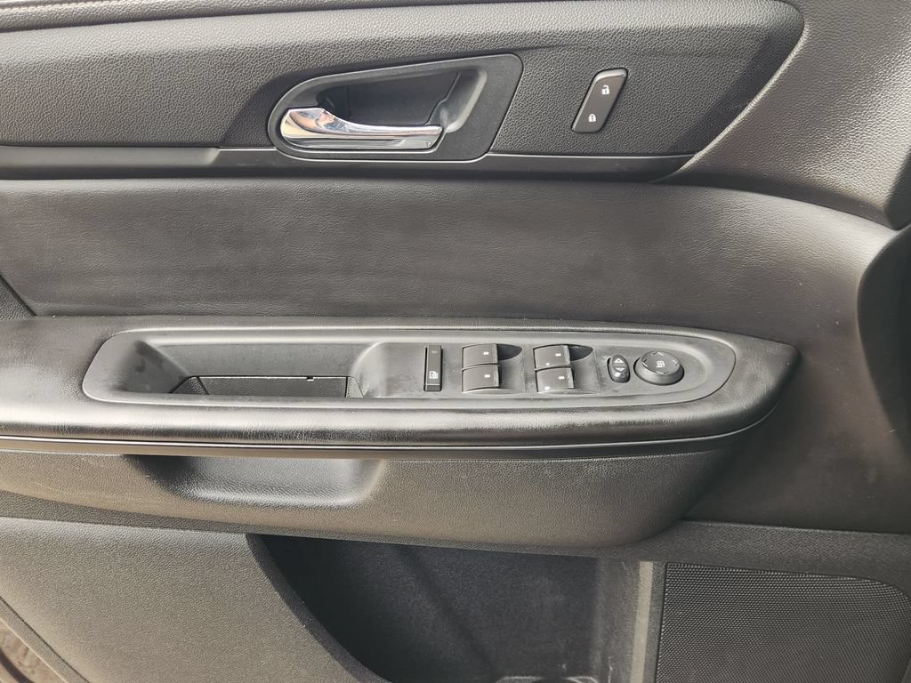 Used 2014 GMC Acadia SLE FWD image 21