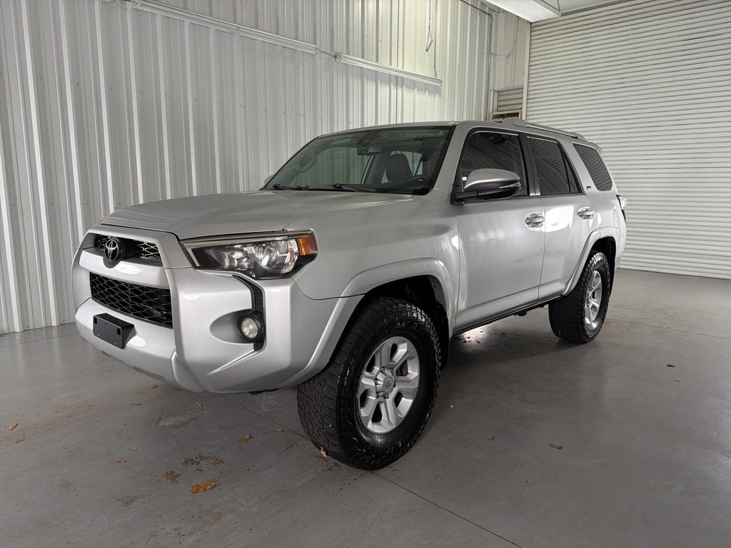 Used 2018 Toyota 4Runner SR5 Premium image 1