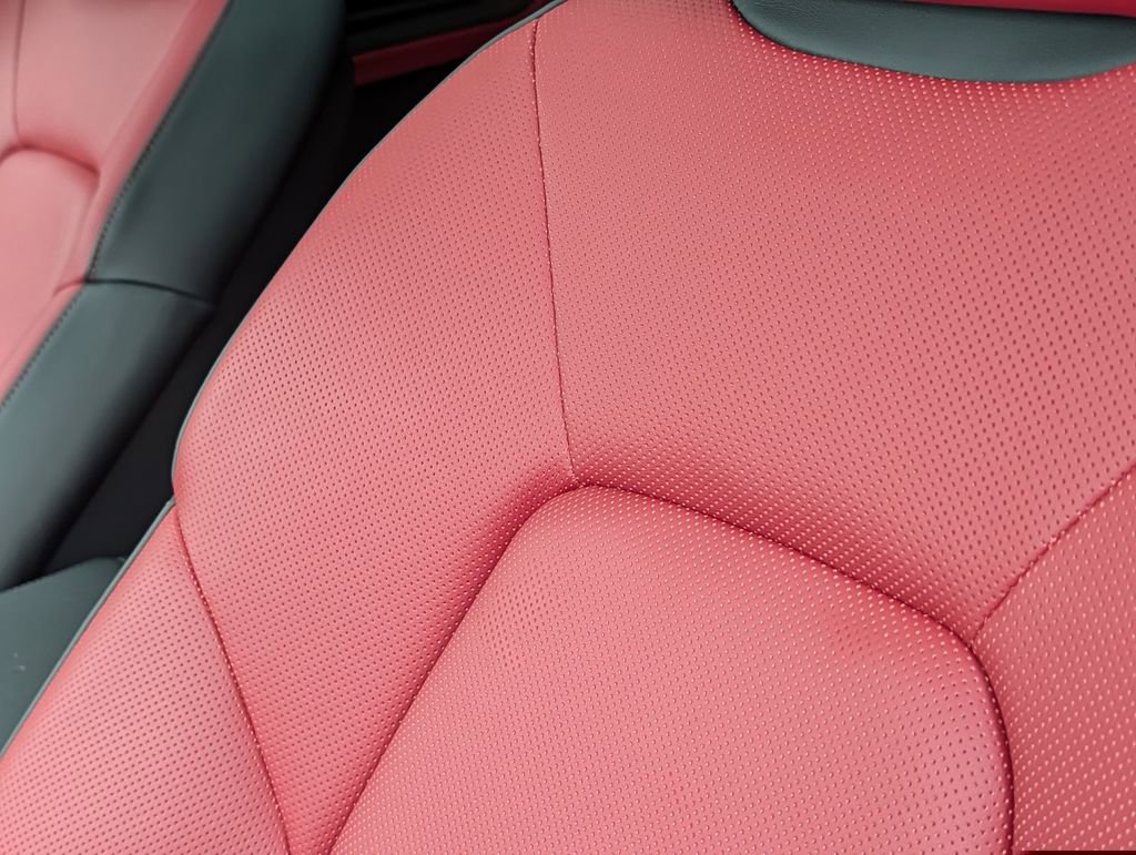 Certified 2025 Porsche Cayenne GTS AWD/4WD image 12