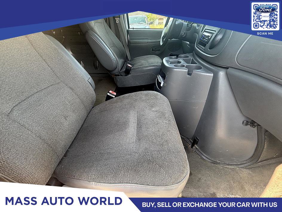 Used 2004 Ford E-250 and Econoline 250 Extended image 13