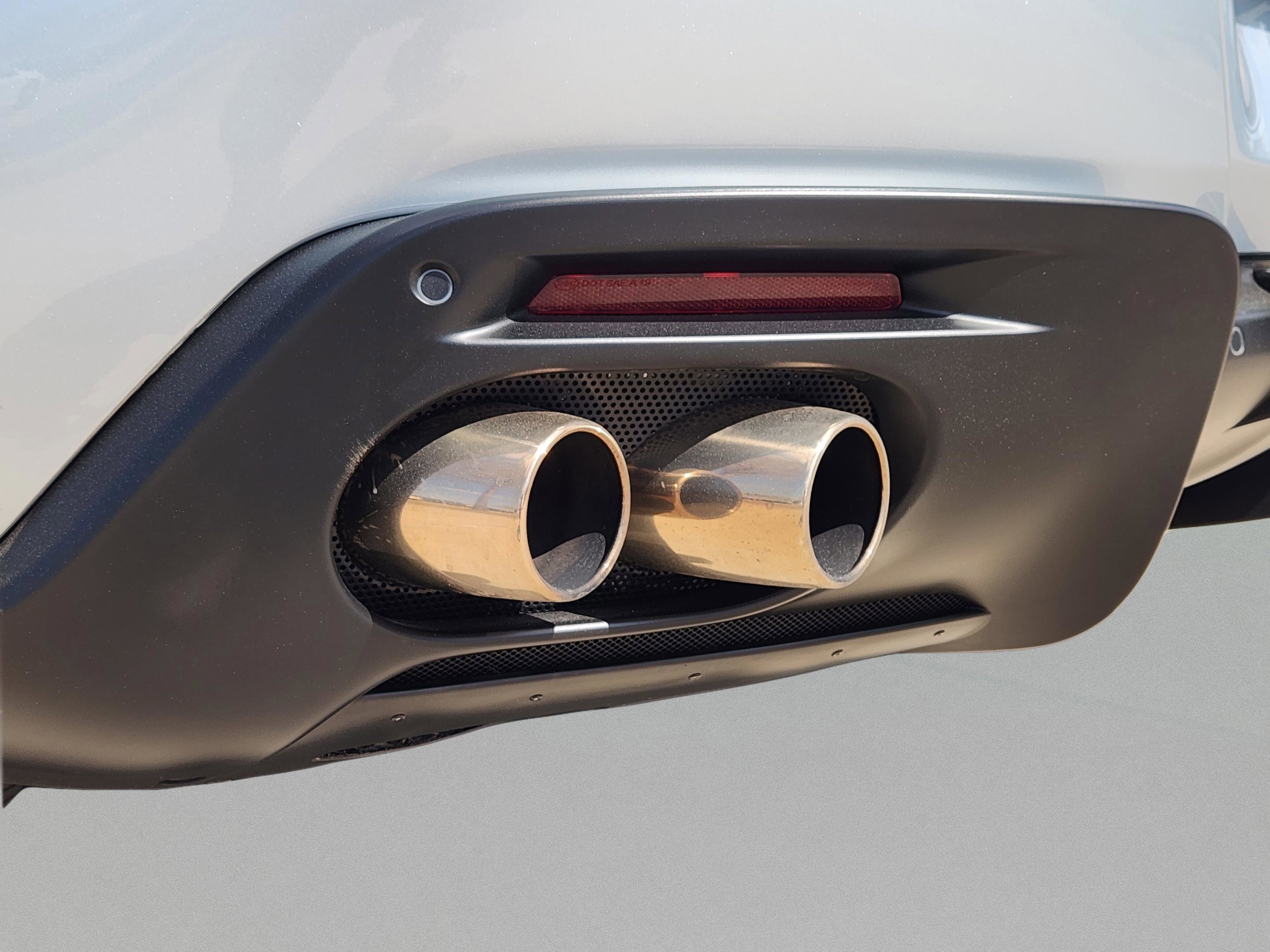 Used 2022 Ferrari Roma image 8