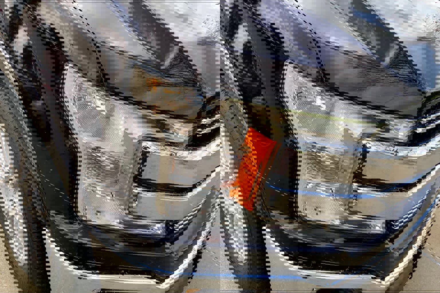 Used 2020 Ford F150 Lariat w/ Equipment Group 501A Mid image 25