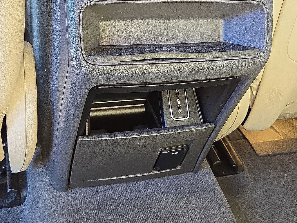 Used 2020 Mercedes-Benz GLE 350 4MATIC w/ Premium Package image 15