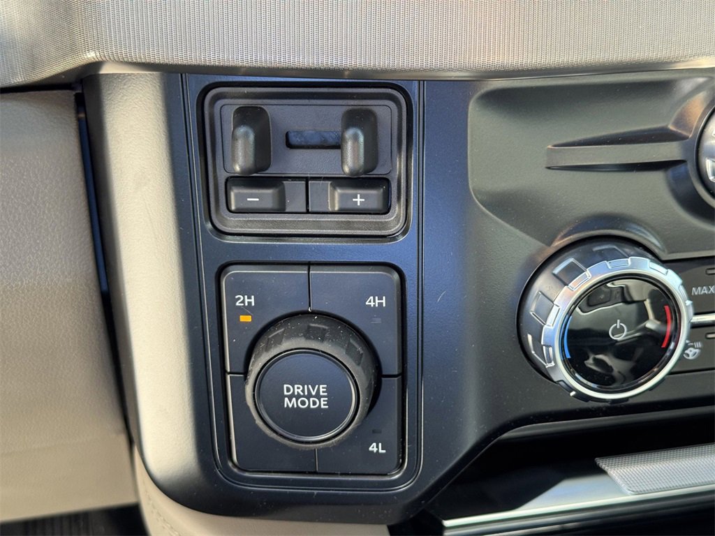 New 2025 Ford F350 Platinum w/ Platinum Plus Package image 19