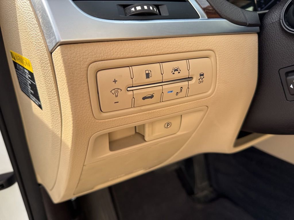 Used 2017 Genesis G80 3.8 image 19