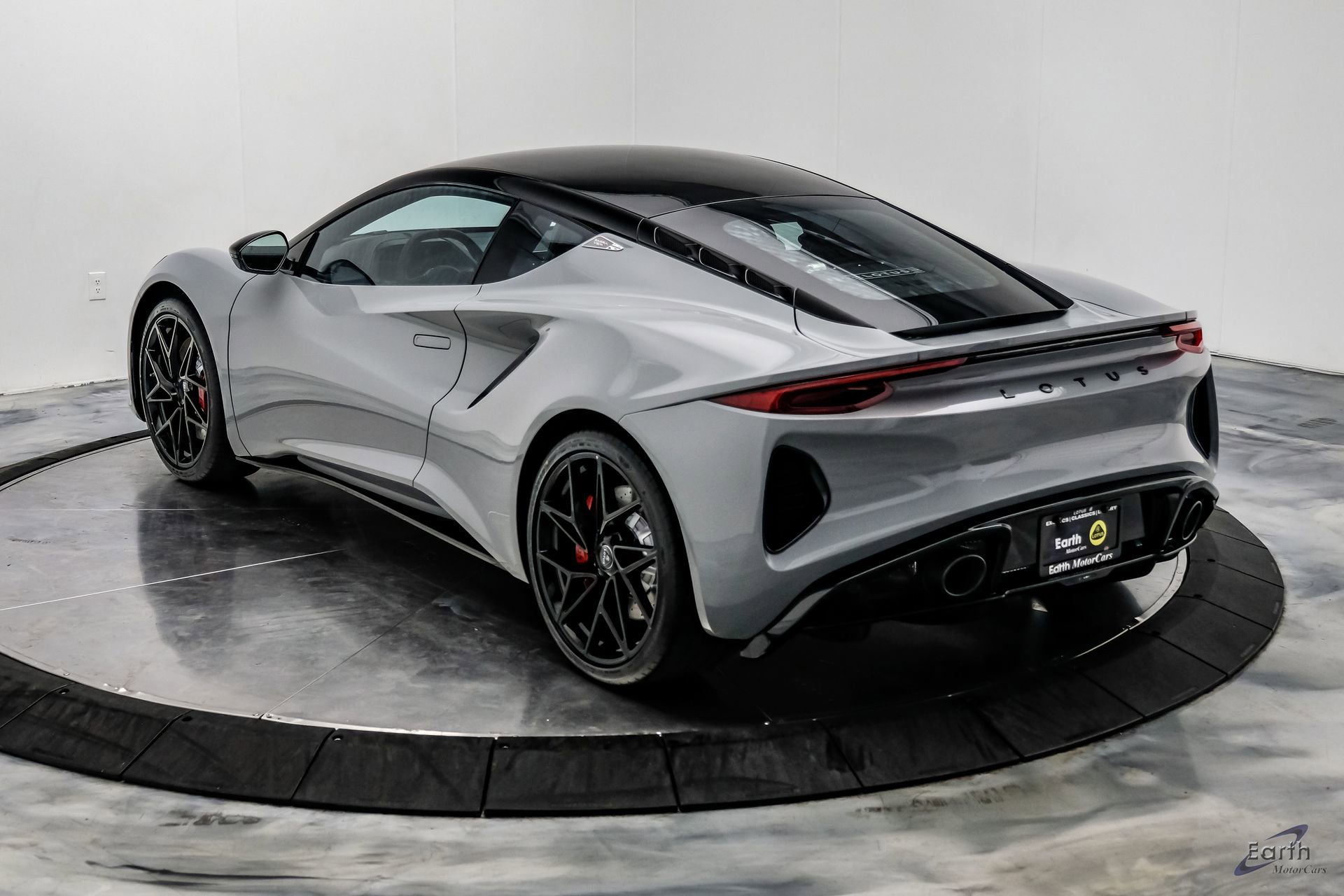 New 2026 Lotus Emira V6 SE RWD image 14