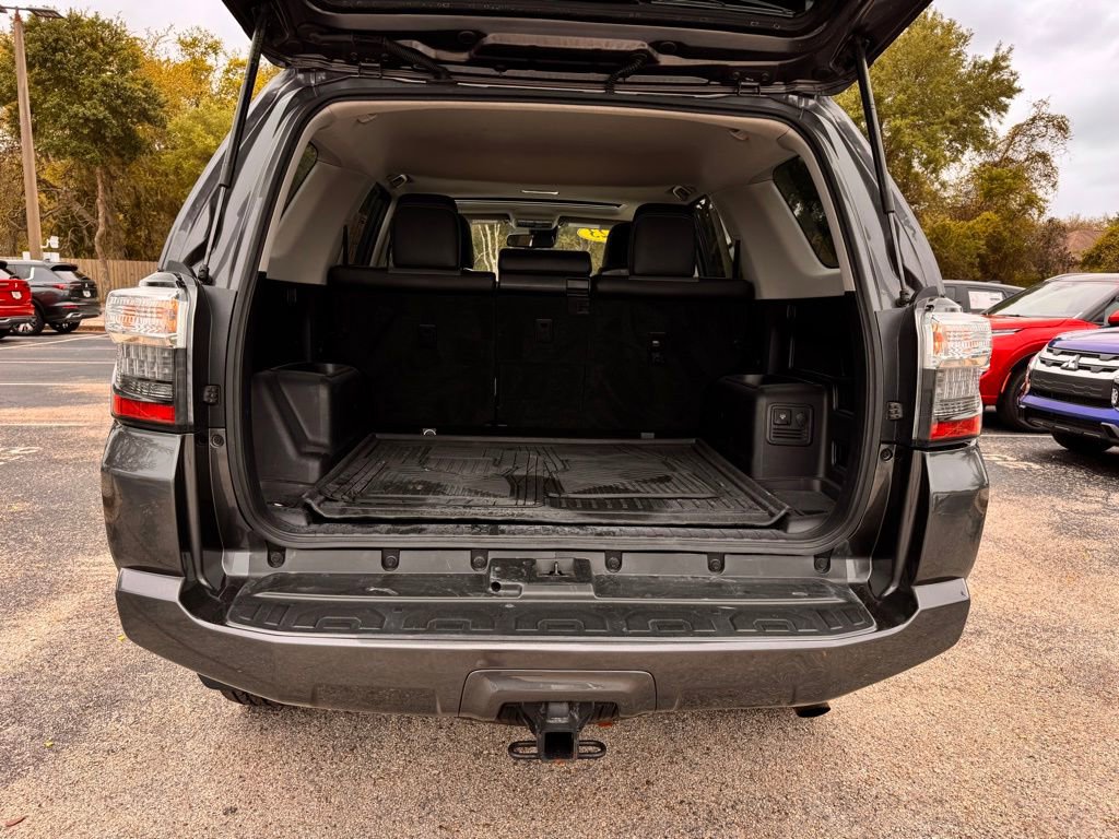 Used 2023 Toyota 4Runner SR5 Premium w/ Moonroof Package image 14