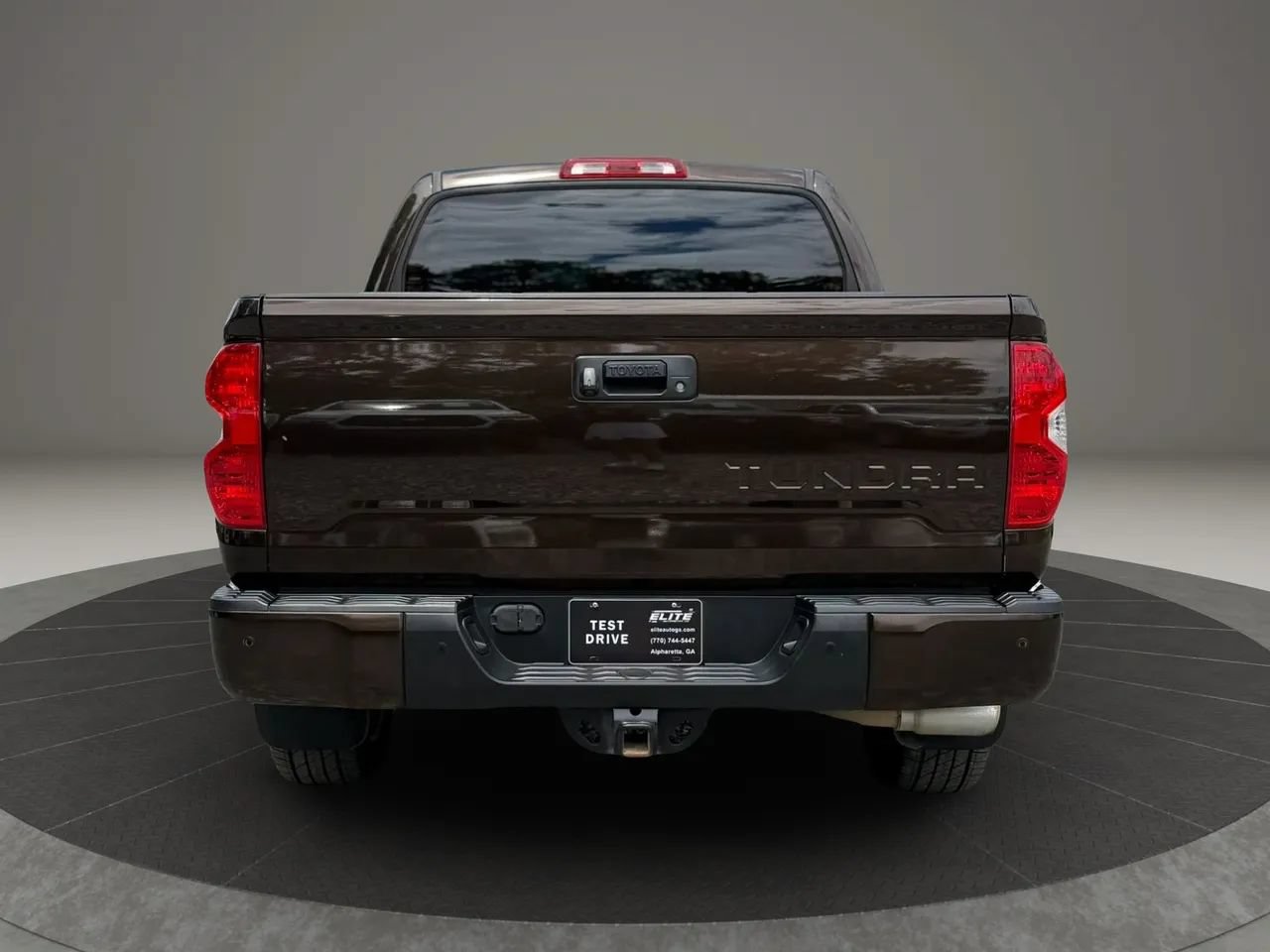 Used 2019 Toyota Tundra Platinum RWD image 5