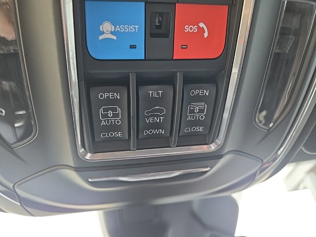 Used 2025 Jeep Grand Cherokee Summit image 72