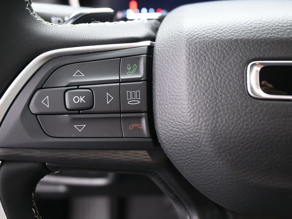 New 2026 Jeep Grand Cherokee Laredo RWD image 7