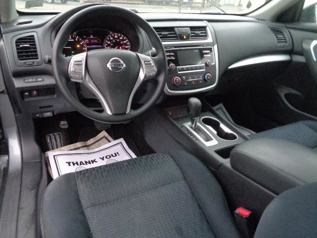 Used 2016 Nissan Altima 2.5 S w/ Power Driver Seat Package image 13