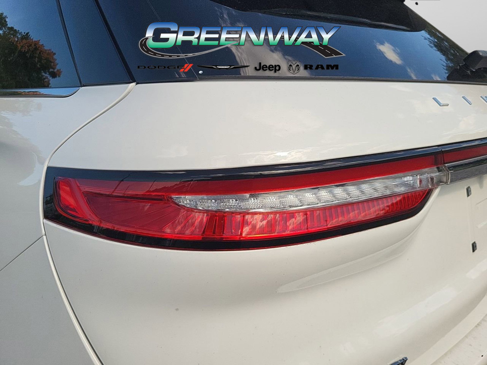 Used 2020 Lincoln Corsair Reserve w/ Elements Package image 15