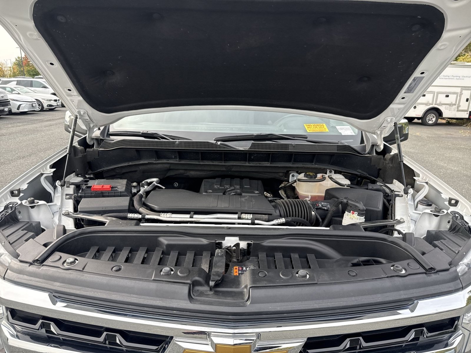 Used 2024 Chevrolet Silverado 1500 LT AWD/4WD image 29