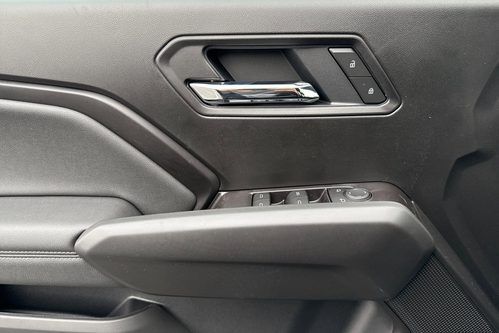 New 2026 GMC Canyon Elevation w/ Convenience Package image 12