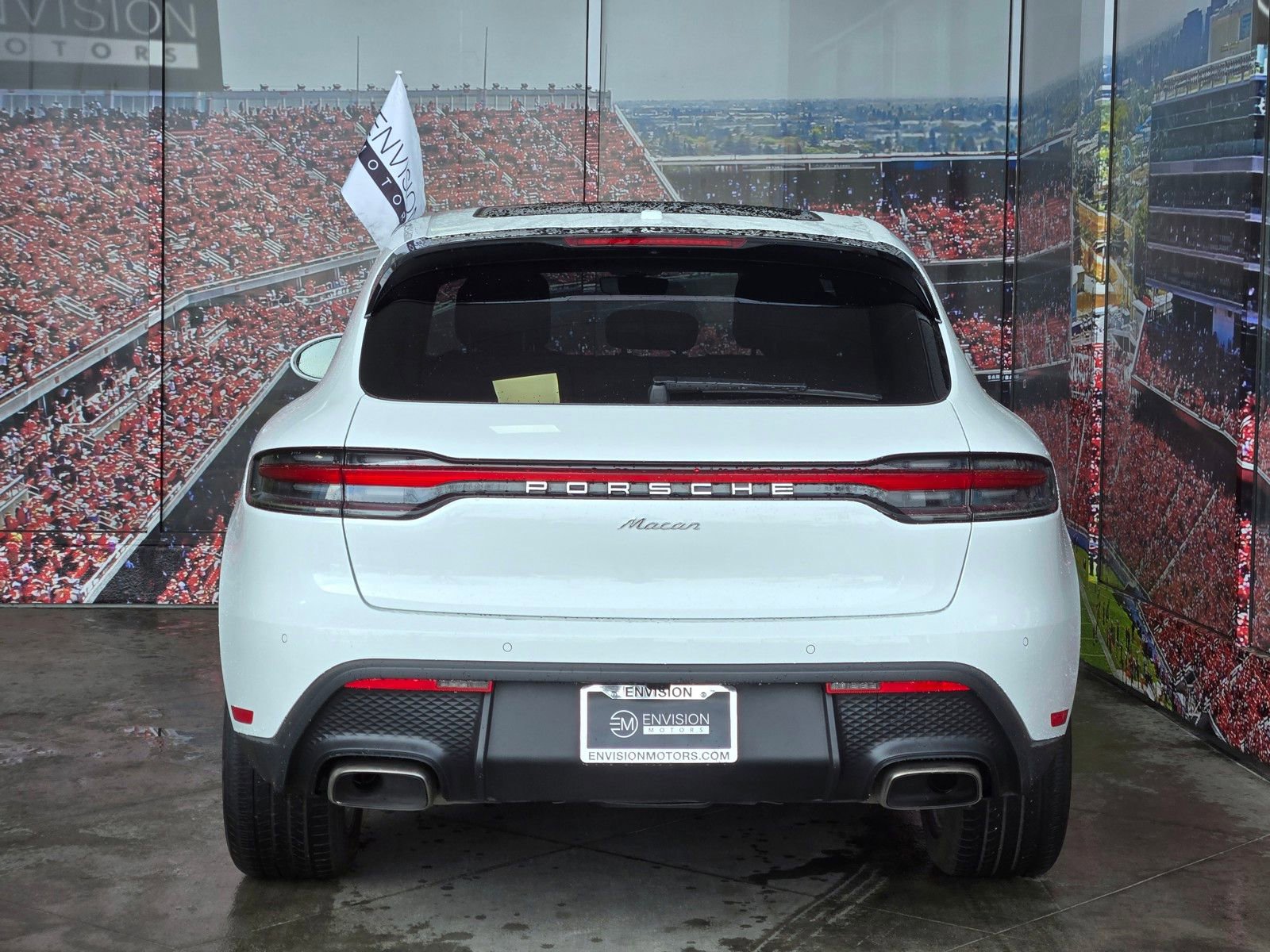 Used 2024 Porsche Macan image 7