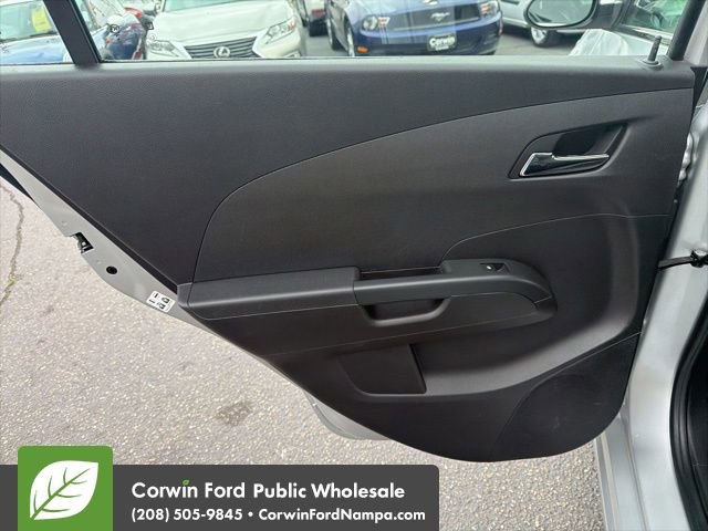 Used 2017 Chevrolet Sonic Premier image 27