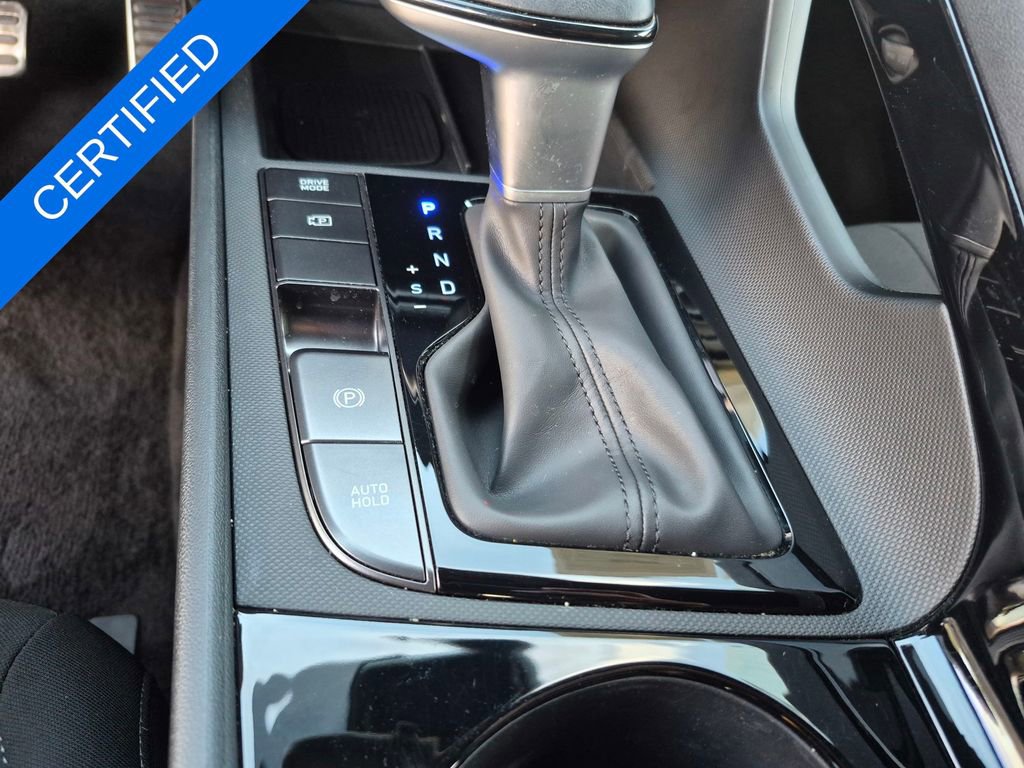 Used 2025 Hyundai Elantra SEL image 19