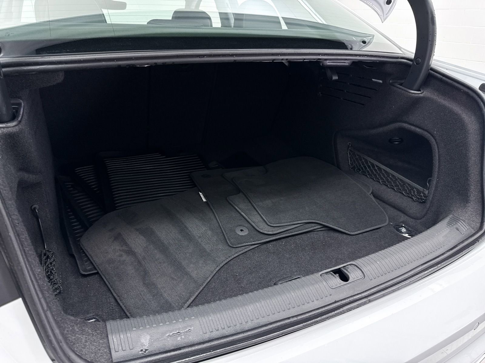 Used 2023 Audi A4 2.0T Premium w/ Convenience Package image 34