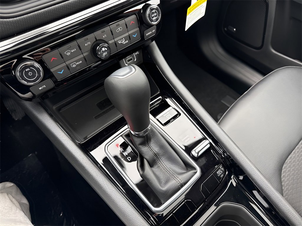 New 2026 Jeep Compass Latitude image 29