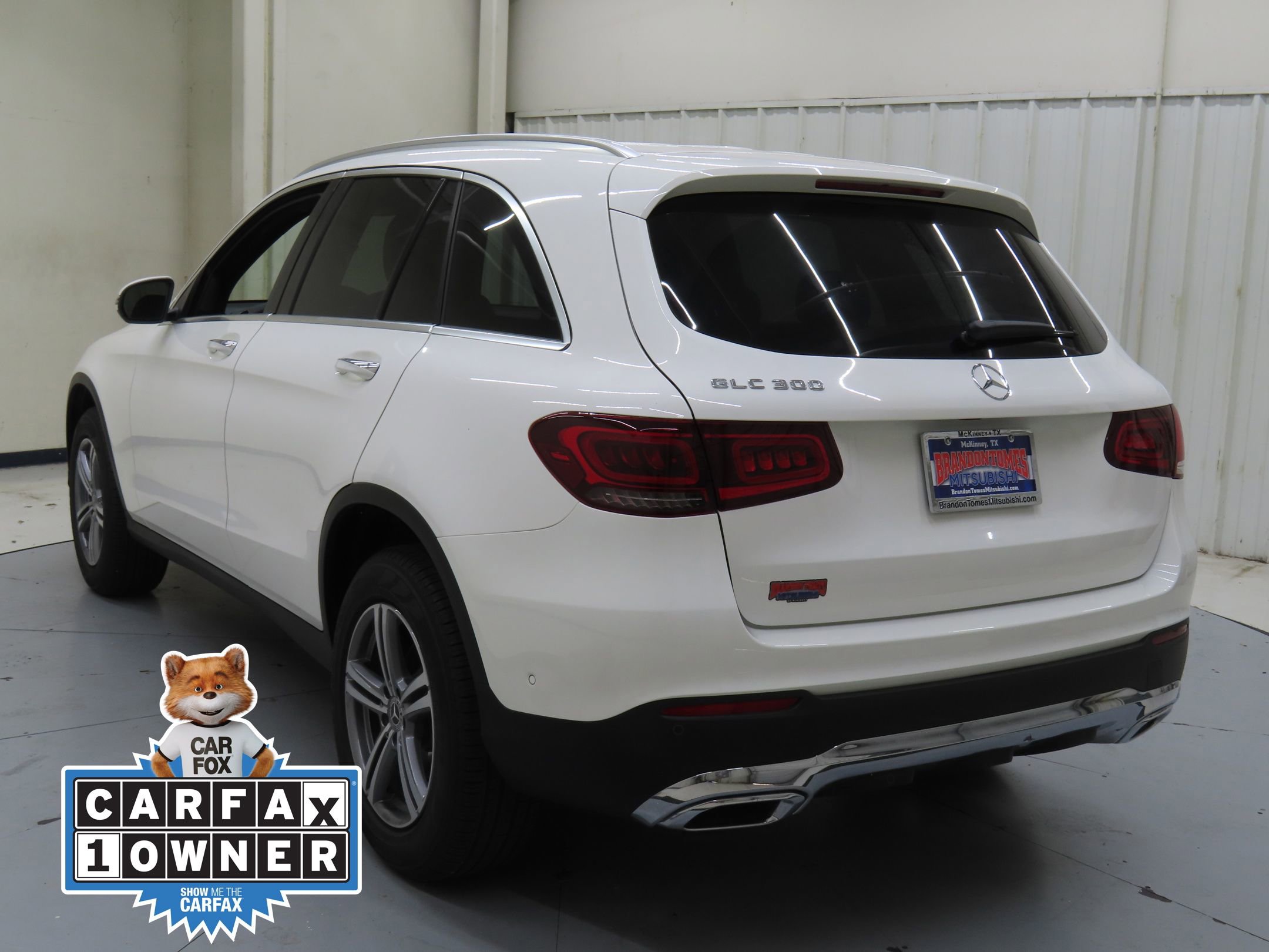 Used 2022 Mercedes-Benz GLC 300 w/ Premium Package Lite image 5