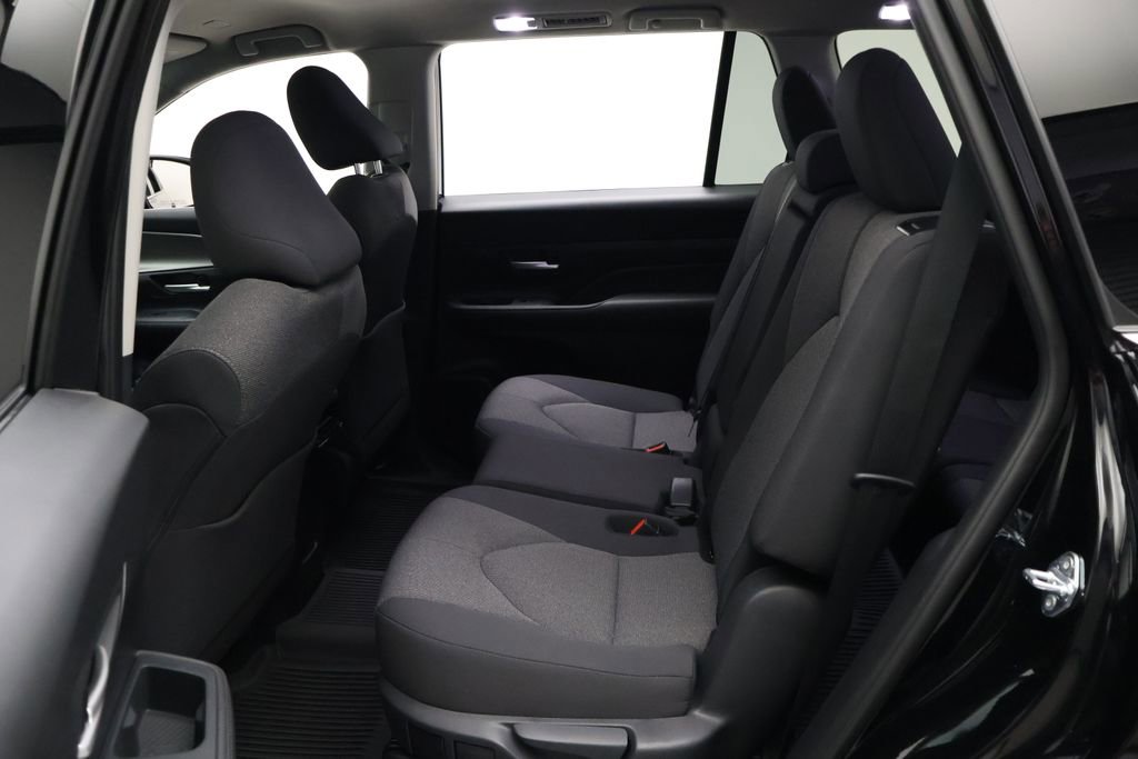 Used 2026 Toyota Grand Highlander FWD image 19