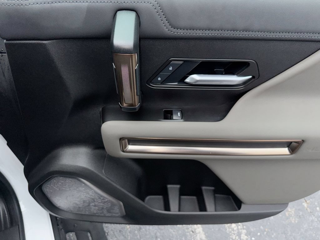 Used 2025 GMC Hummer EV 3X AWD/4WD image 32