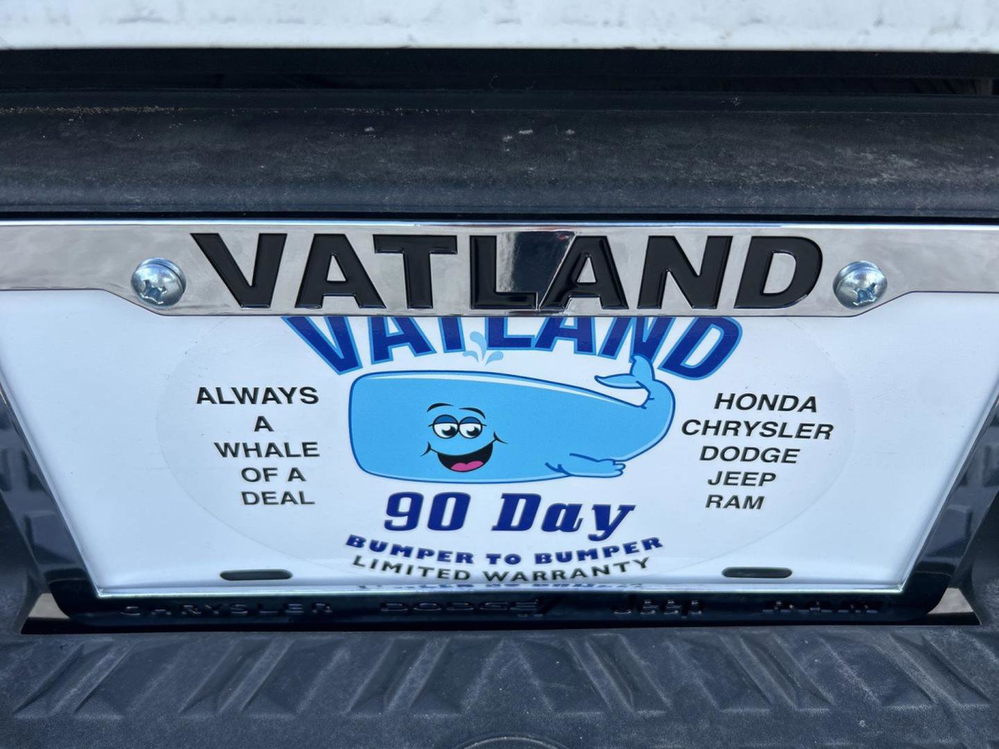 Used 2022 Nissan Titan S image 37