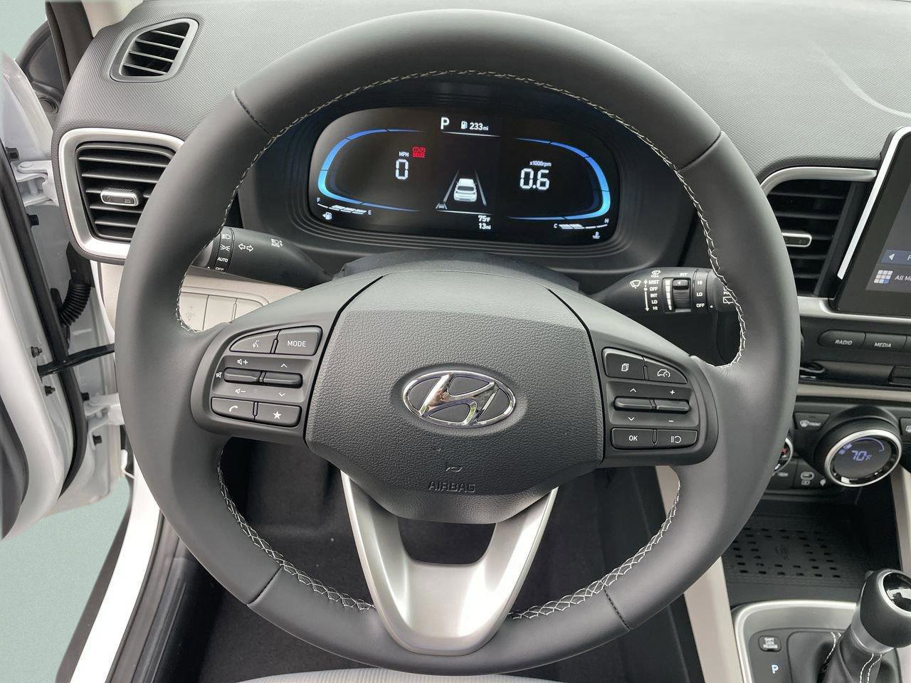 New 2026 Hyundai Venue SEL FWD image 37