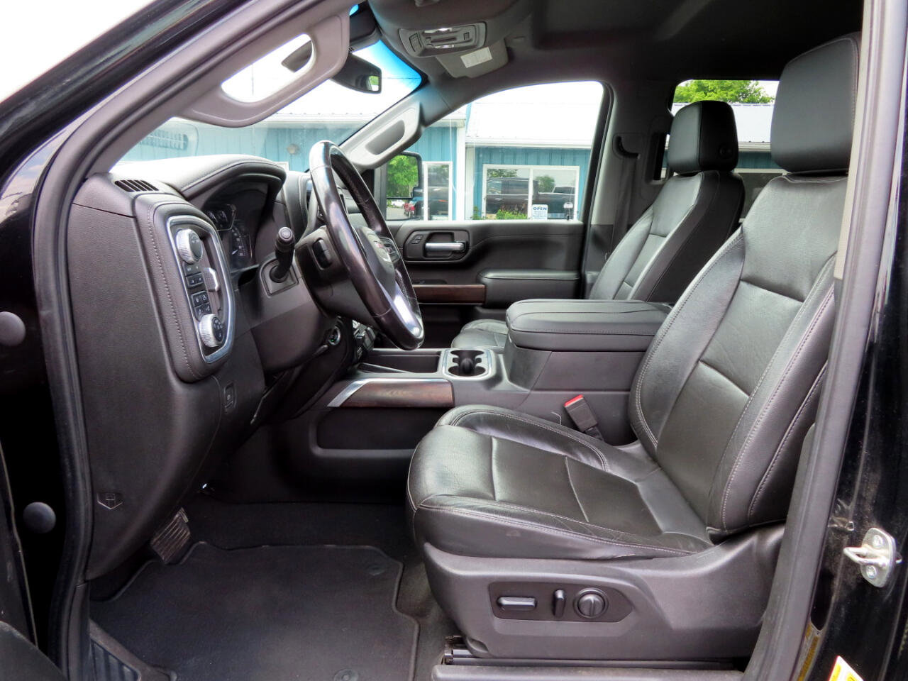 Used 2020 GMC Sierra 2500 SLT w/ SLT Premium Plus Package image 28