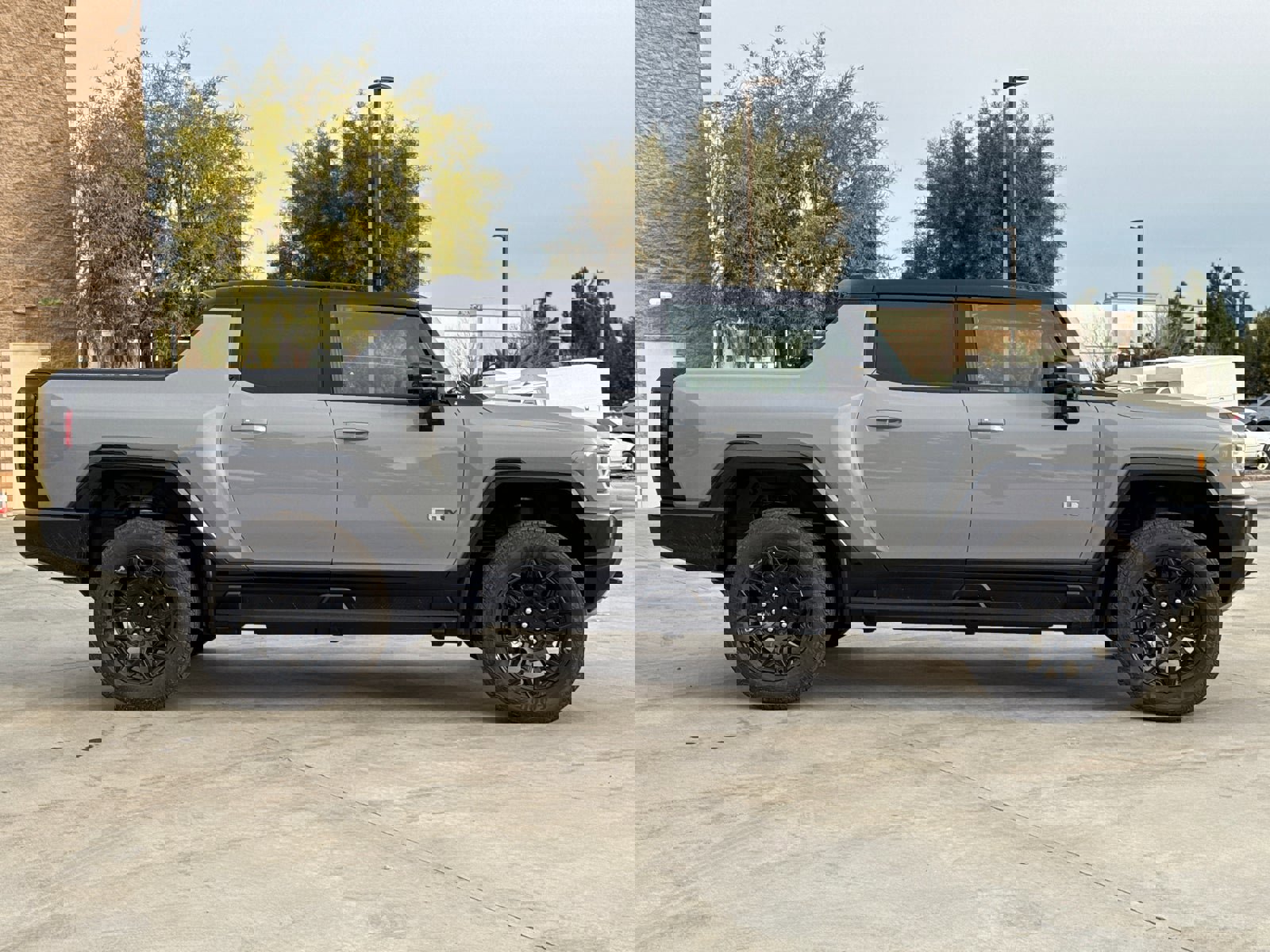 New 2026 GMC Hummer EV 4x4 Crew Cab image 7
