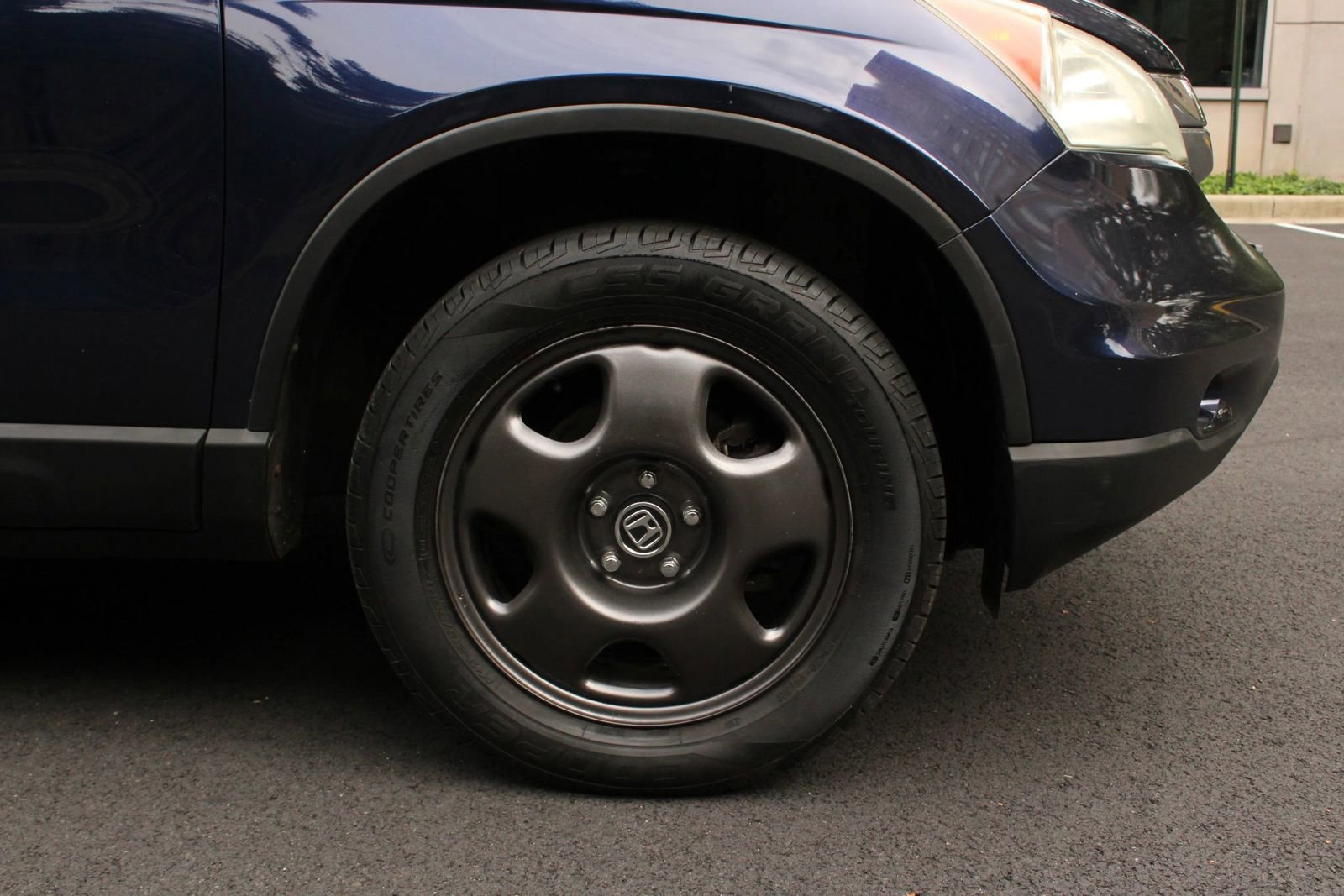 Used 2011 Honda CR-V LX image 4