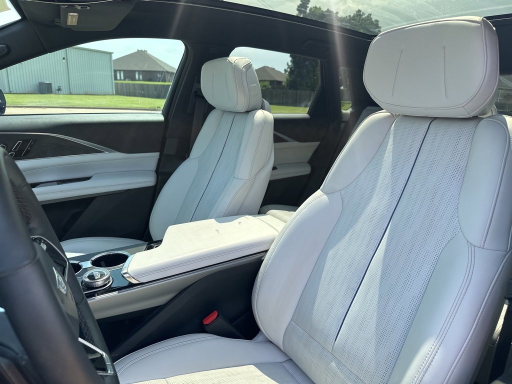 Certified 2024 Cadillac Lyriq Sport image 25