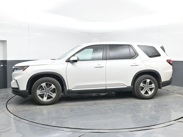 Used 2025 Honda Pilot EX-L image 11