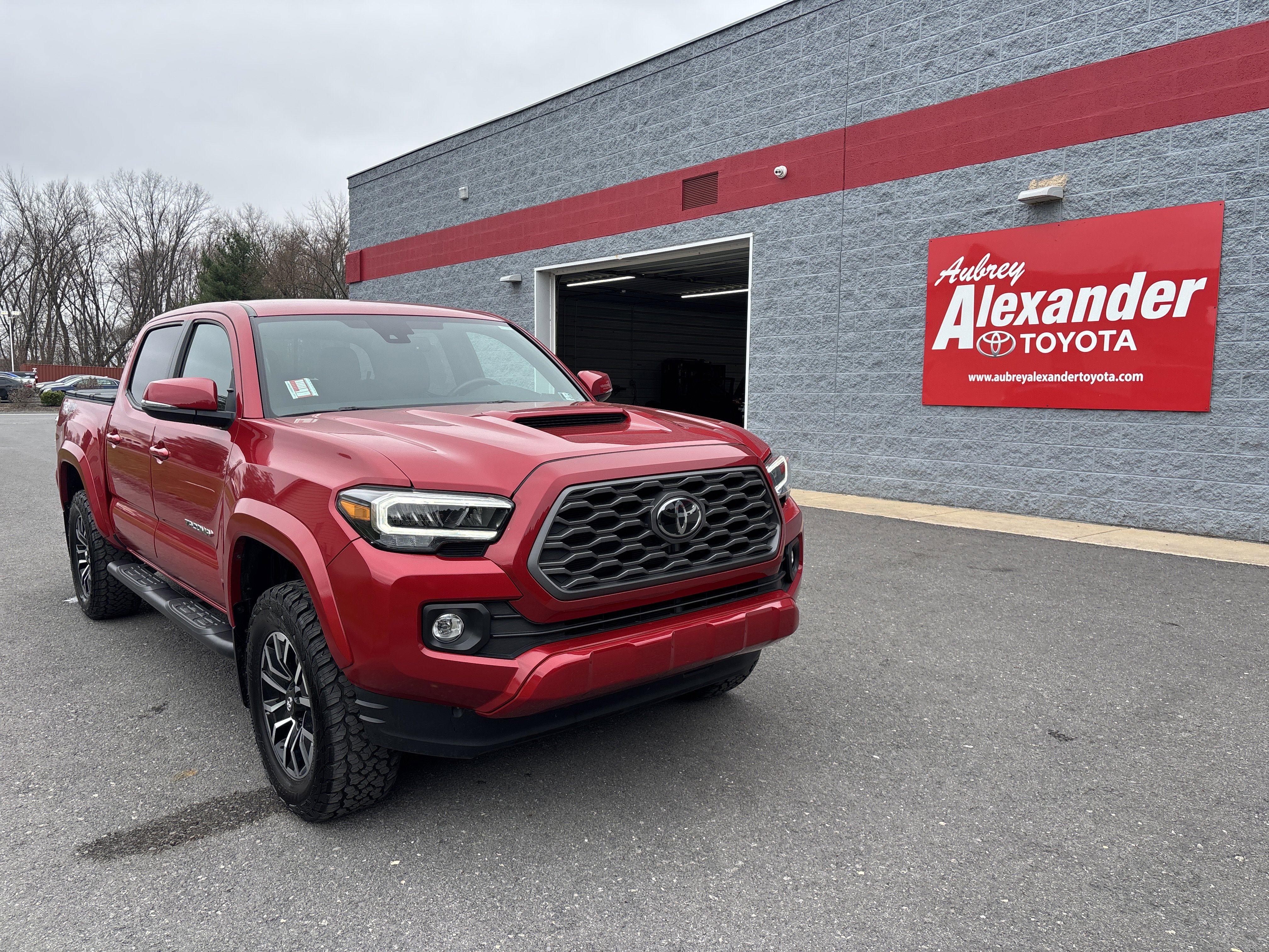 Used 2021 Toyota Tacoma TRD Sport w/ Technology Package