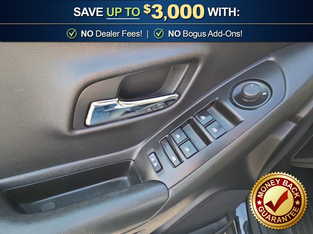 Used 2021 Chevrolet Trax LS image 16