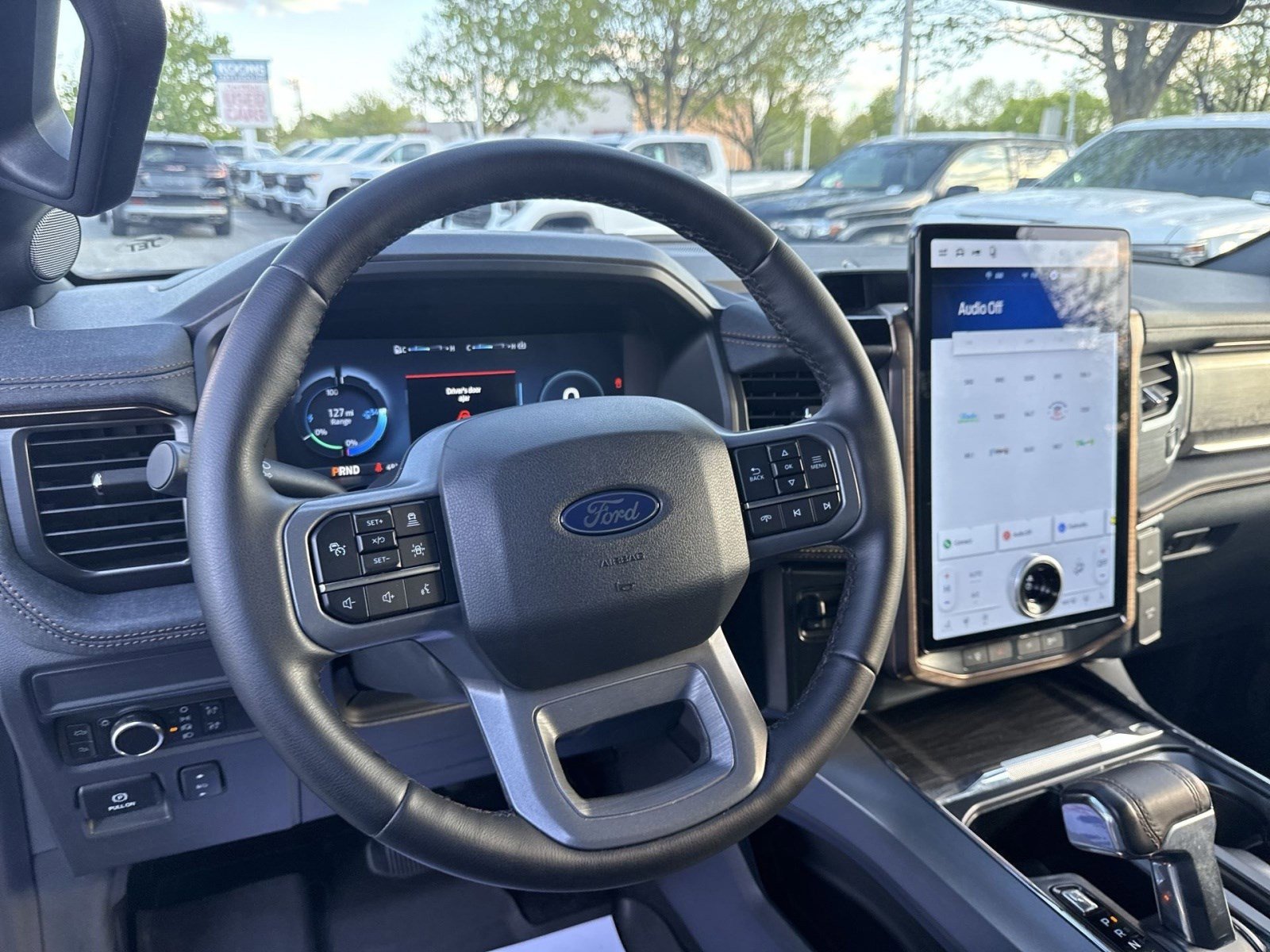 Used 2025 Ford F150 Lightning Lariat w/ Max Trailer Tow Package AWD/4WD image 16