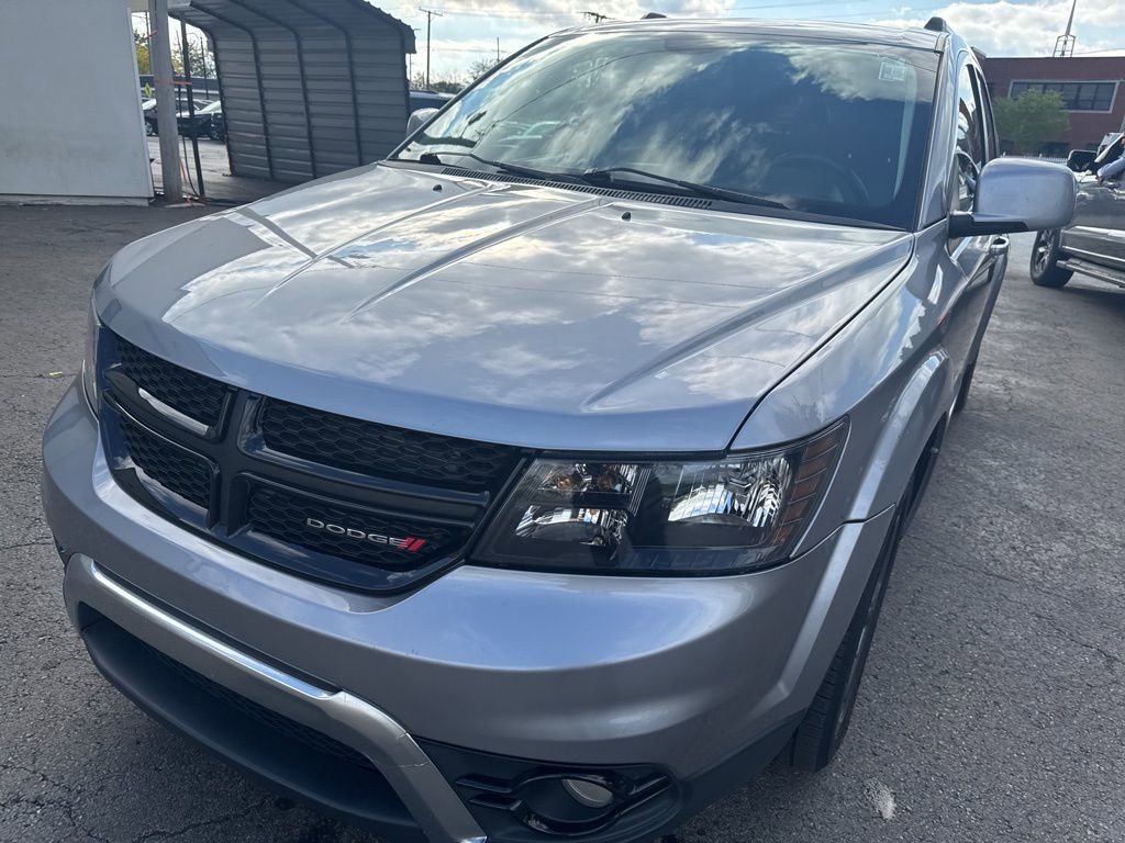 Used 2018 Dodge Journey Crossroad w/ Nav & Sun Group FWD image 48