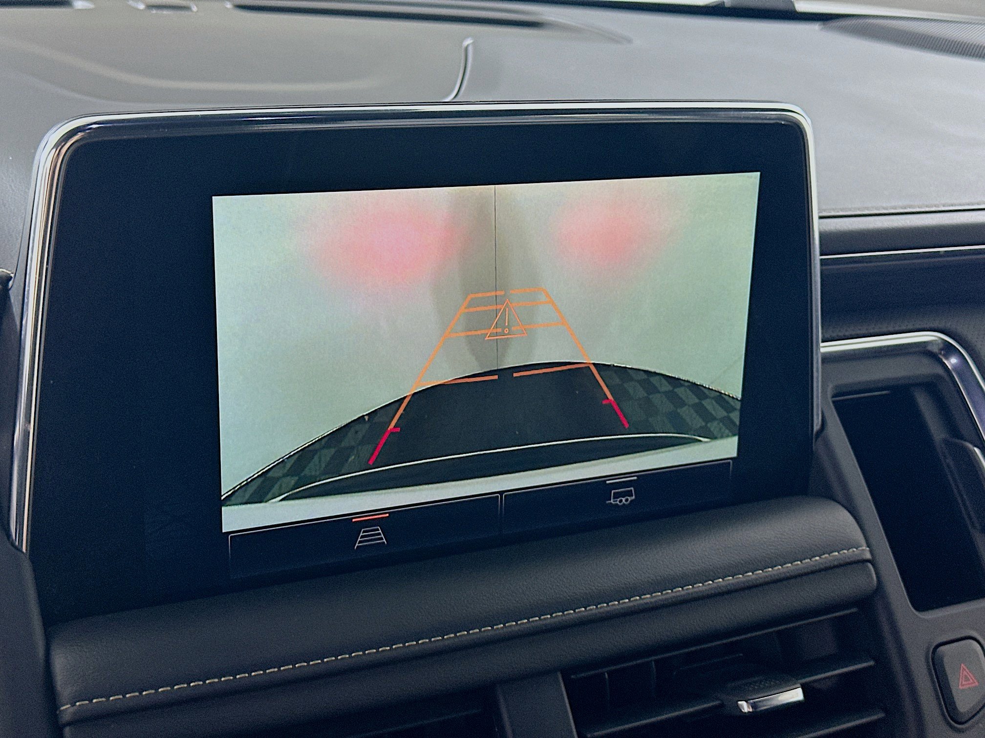 Used 2024 GMC Yukon SLT image 22