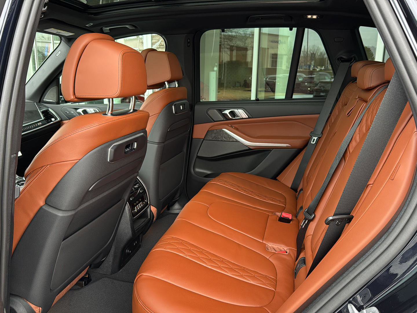 New 2026 BMW X5 xDrive40i w/ Executive Package image 9