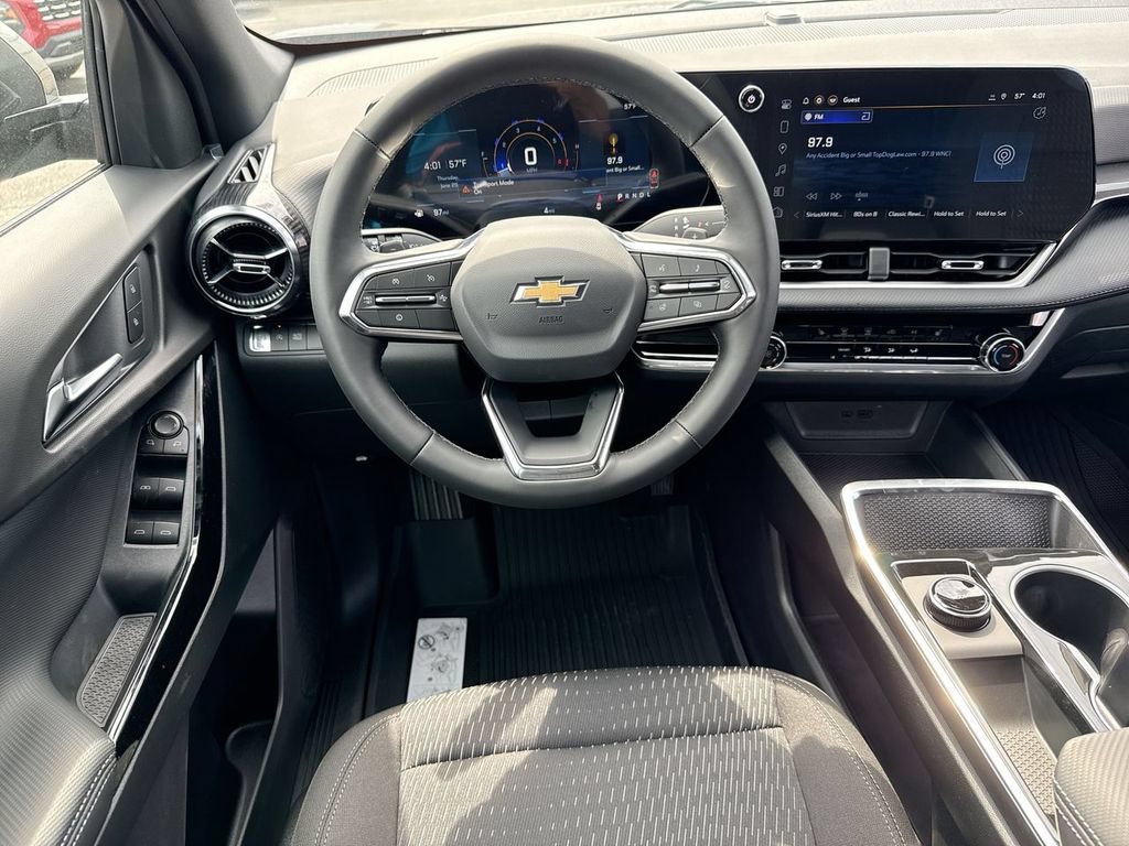 New 2026 Chevrolet Equinox LT w/ LPO, Floor Liner Package FWD image 14