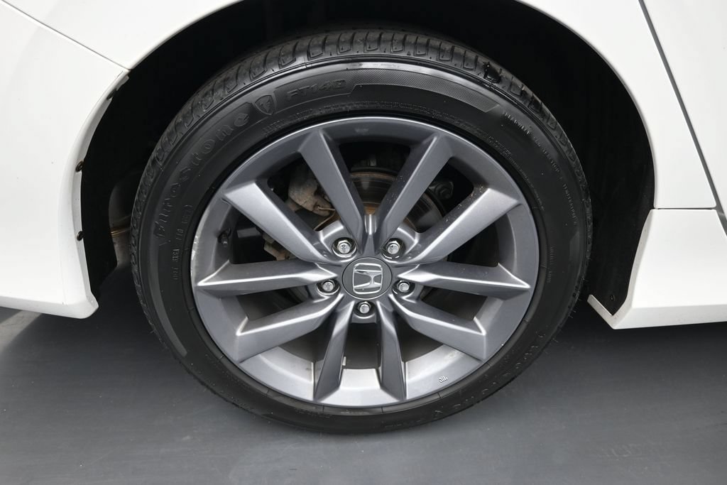 Used 2019 Honda Civic EX image 31