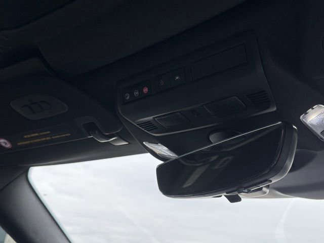 Used 2025 Chevrolet Corvette Z06 image 21