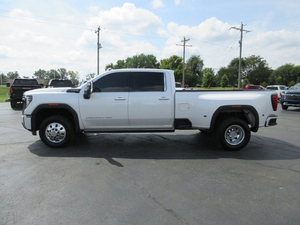 Certified 2024 GMC Sierra 3500 Denali Ultimate AWD/4WD image 11