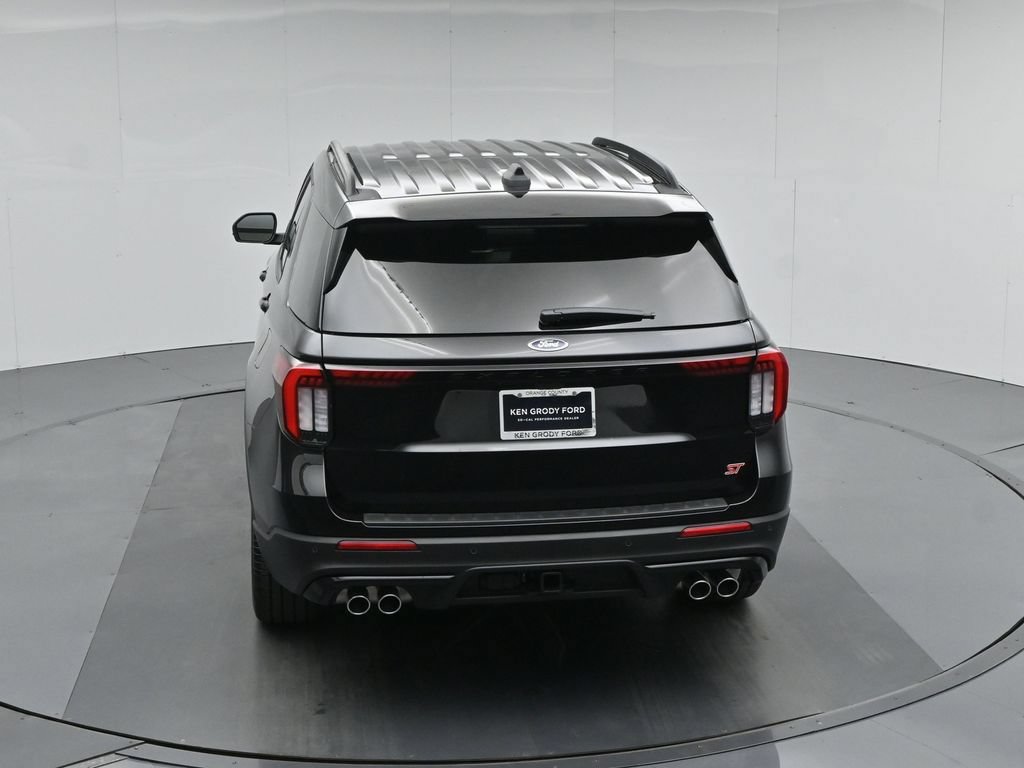 New 2026 Ford Explorer ST RWD image 43
