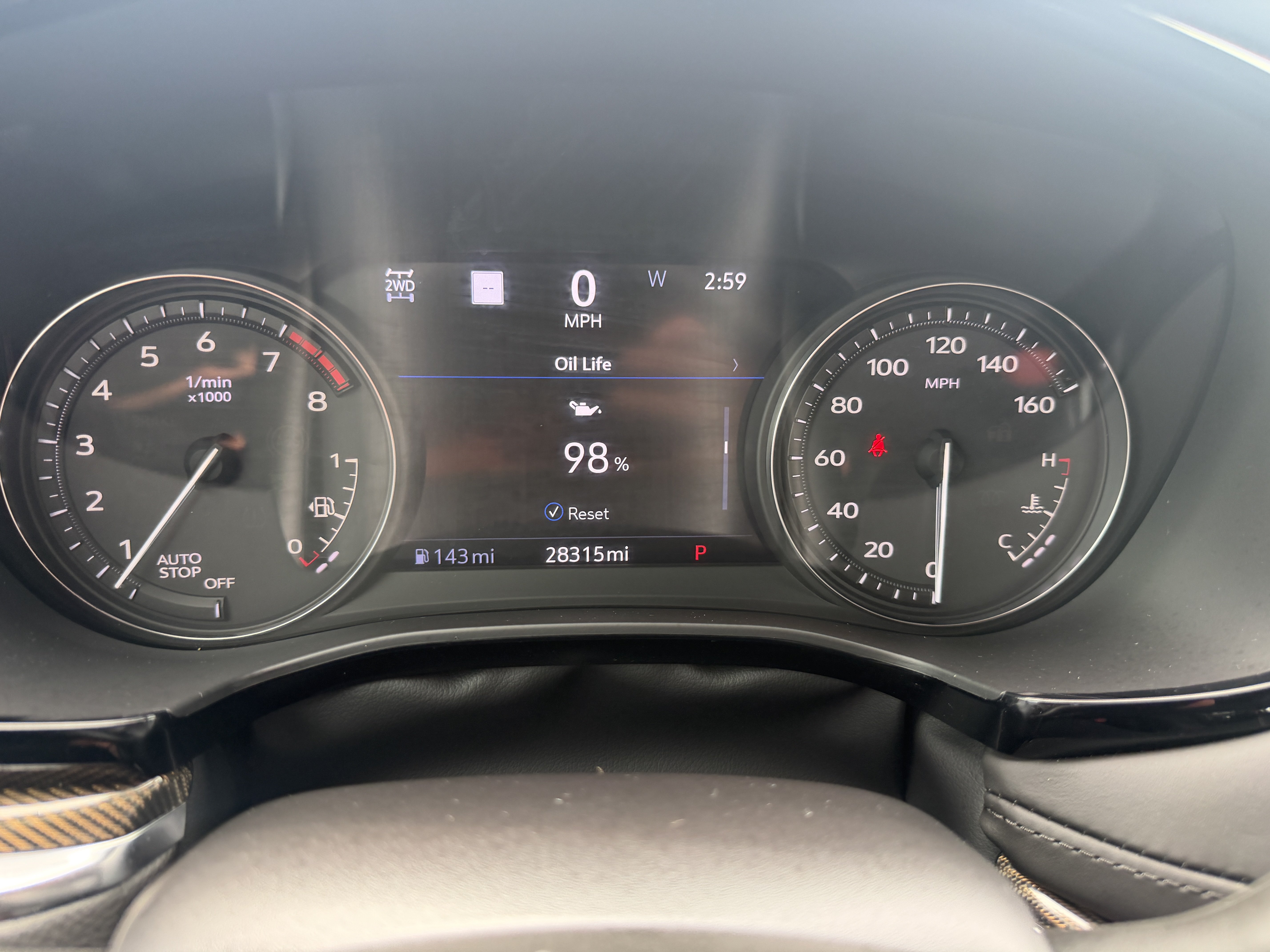 Certified 2022 Cadillac XT5 Sportv w/ LPO, ONYX Package AWD/4WD image 30
