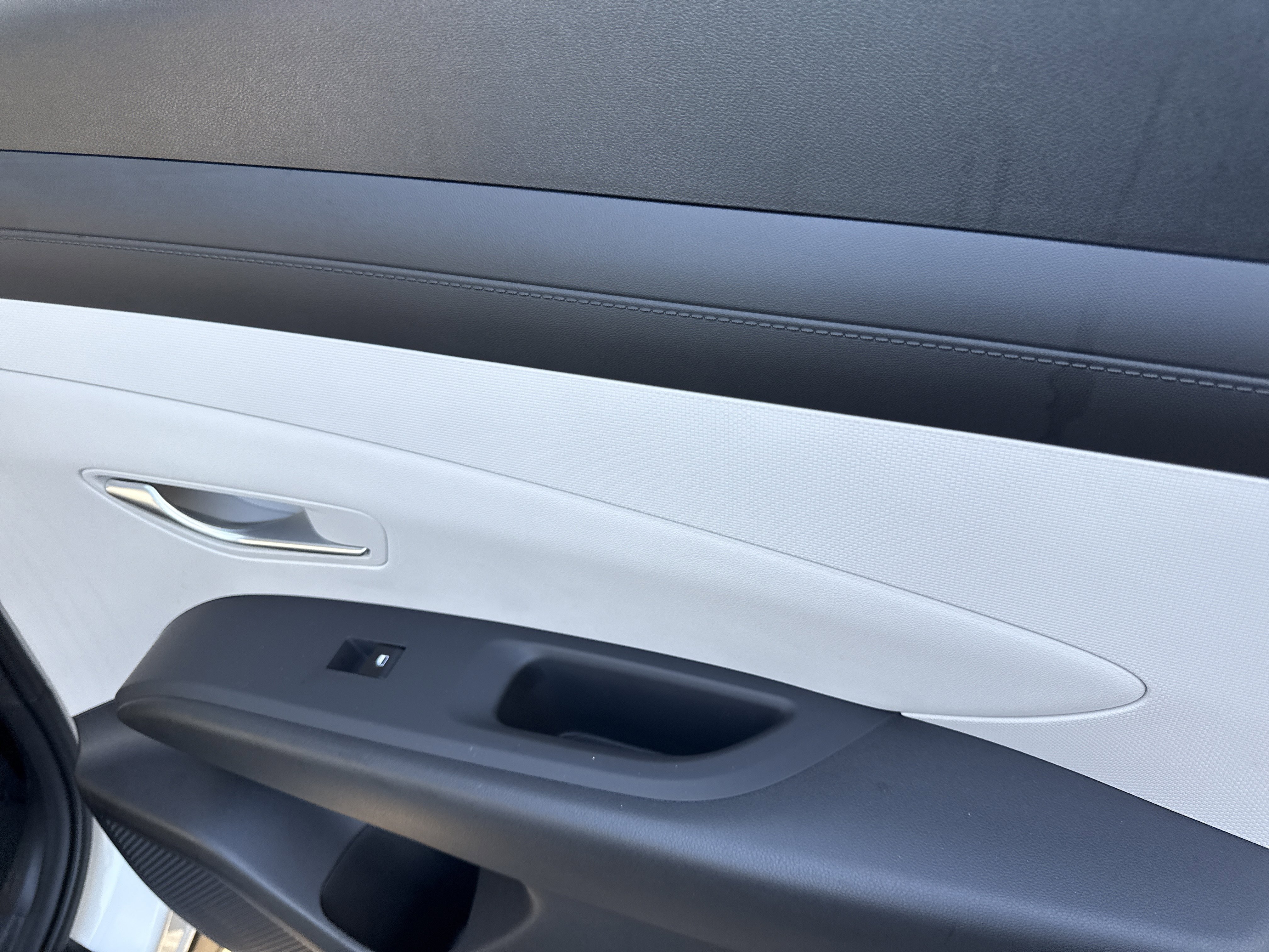 New 2026 Hyundai Tucson SE image 14